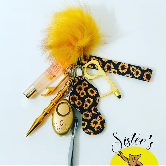 Self Defense Keychain - Picture 2 of 16